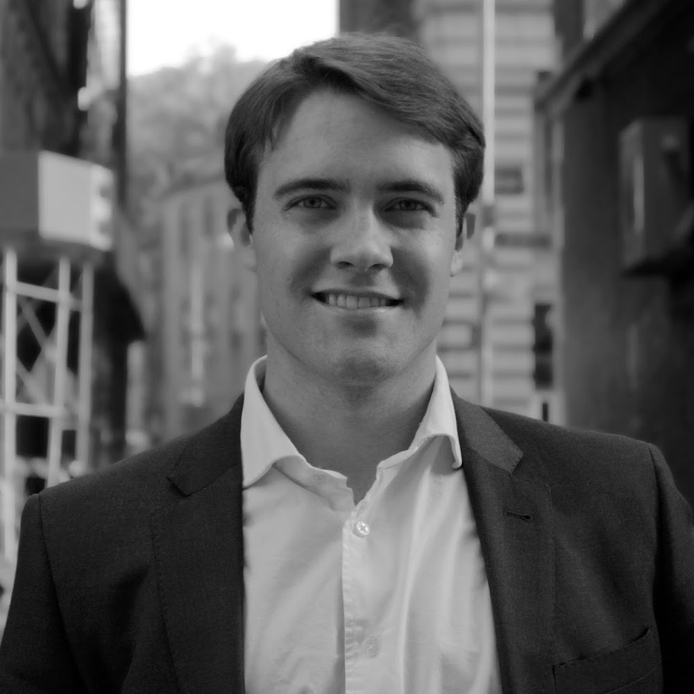 Meet your Posher, Zeno